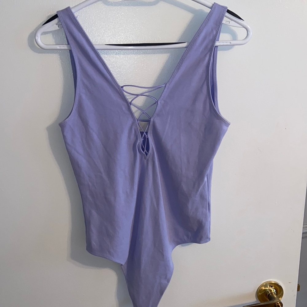 Aritzia Wilfred Free lilac bodysuit